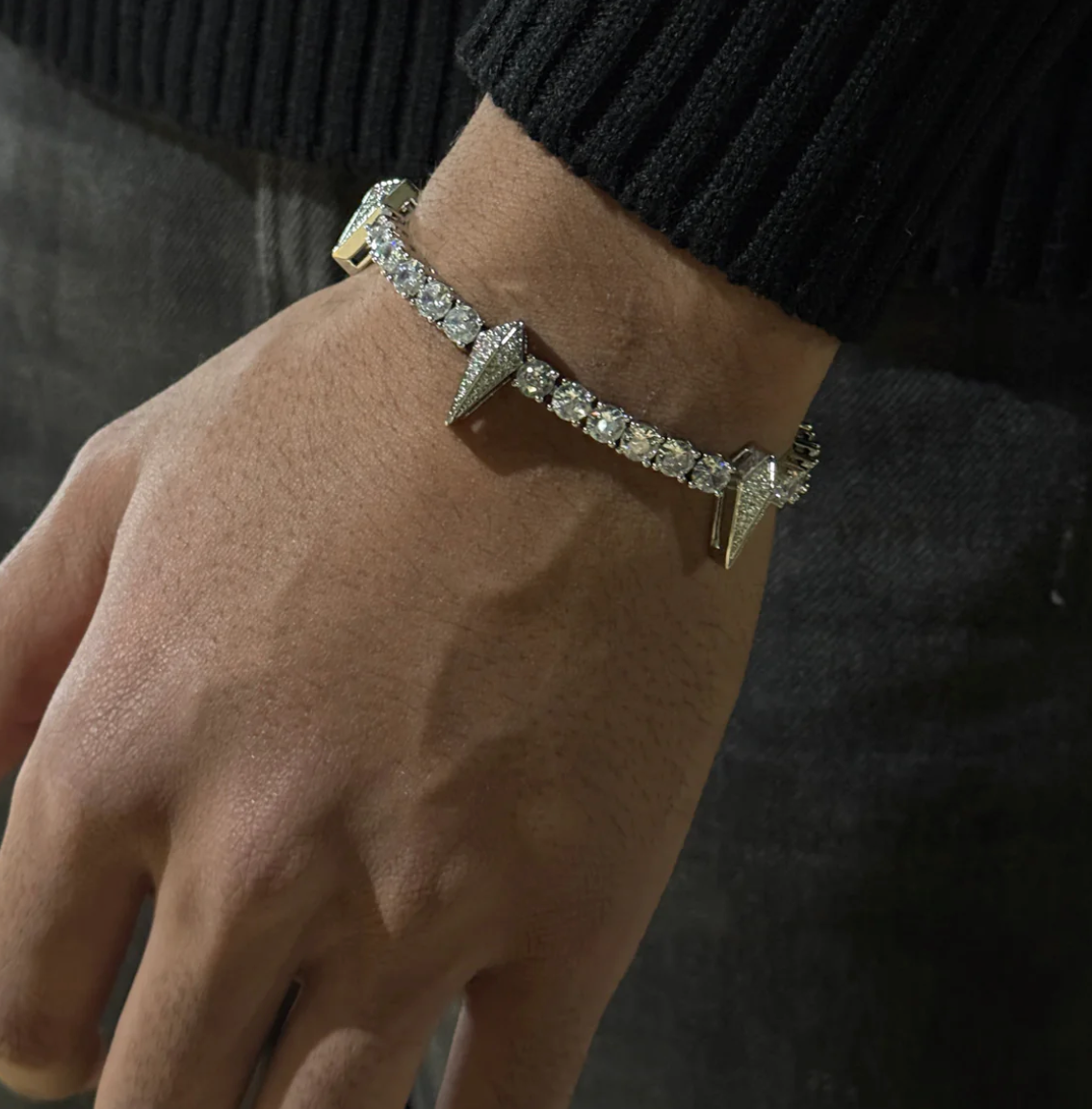 Fang Bracelet