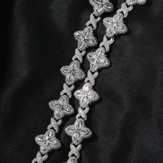 Clover Infinity Link Chain